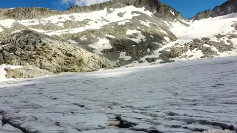 A snow covered mountain 库存影片 156844953