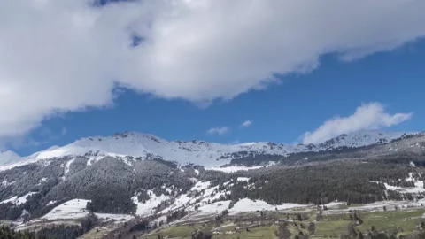 A snow covered mountain 스톡 동영상 156846040