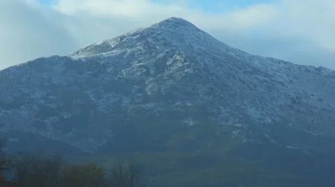 Snow Covered Peak of Mount Washington Video stock 12321152