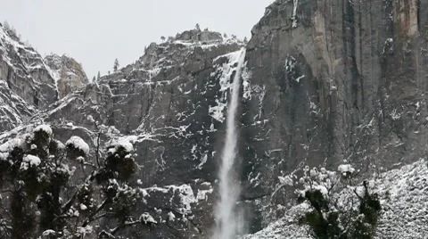 Snow Covered Yosemite Falls Video stock 8511364