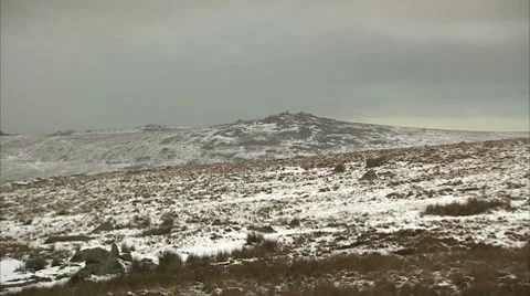 Snow on Dartmoor Video stock 8803934