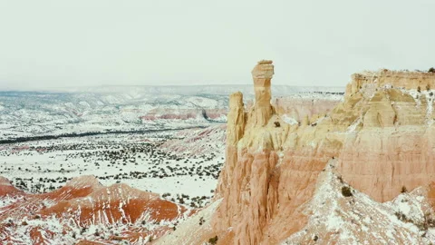 Snow on desert canyon cliffs Video stock 154838722