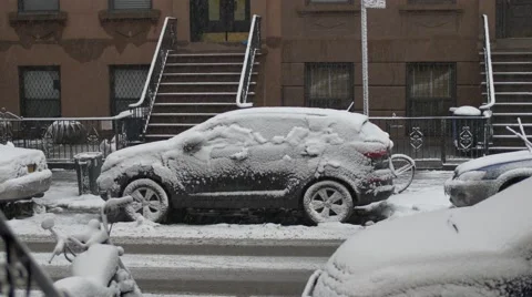 Snow falling on Brooklyn street Stock Footage 48206324