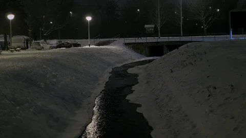 Snow falling in the city Stock Footage 87132419