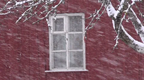 Snow falling on farm house window and wall background 库存影片 36558178