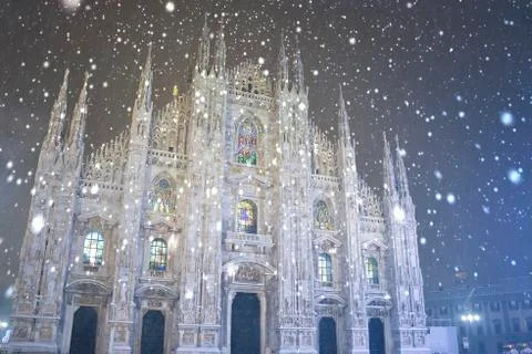 Snow falling in Milano 写真素材