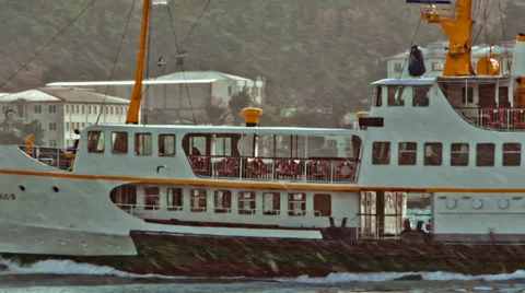 Snow in Istanbul Bosphorus 스톡 동영상 33623967