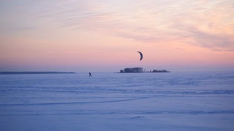 Snow Kiteboarder slowmo 스톡 동영상 120538861