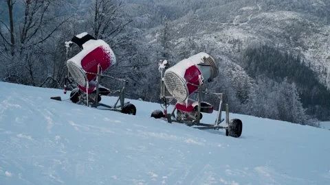 Snow Making Machine, Snow Gun, Cannon 動画素材 147051108