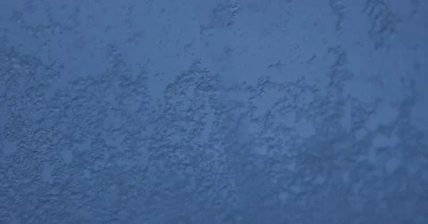 Snow melts the car windshield Video stock 62819702