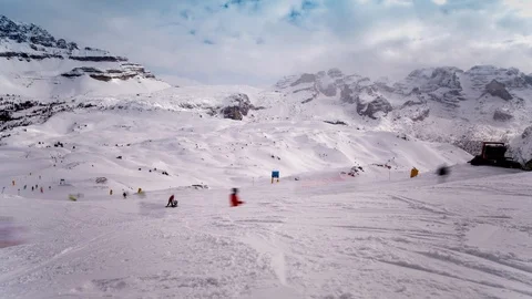 Snow in the montain Vídeo Stock 86251506