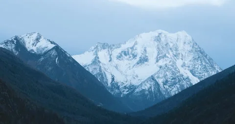 Snow mountain, cloudscape, daytime landscape (time-lapse) Stock Footage 132763915