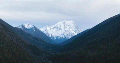 Snow mountain, cloudscape, daytime landscape (time-lapse) Stock Footage 132764009