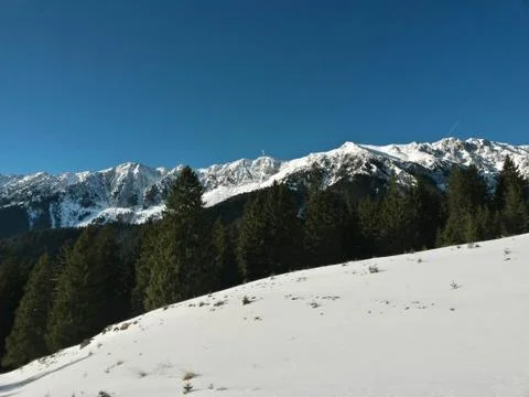 Snow on the mountain tops Foto stock
