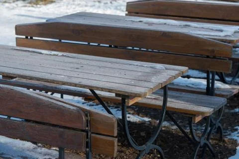 Snow on the restaurant's  table. Winter concept Foto stock