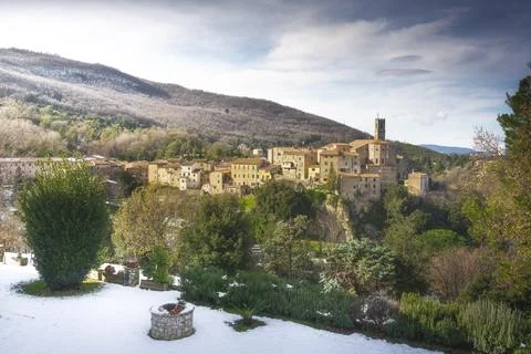 Snow in Tuscany, Sasso Pisano village, winter panorama. Pisa, Italy Stock Photos