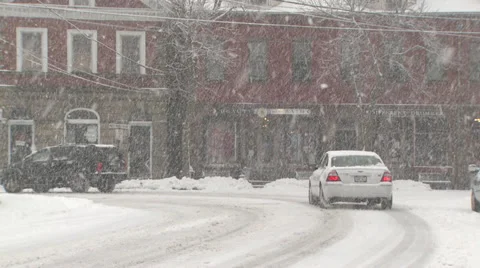 Snow in wickford 動画素材 35296091