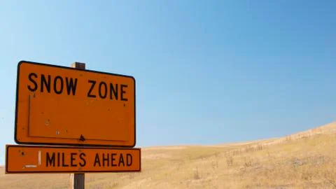 Snow zone miles ahead pendleton oregon or humor Stock-Fotos