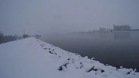 Snowbank 스톡 동영상 102696628