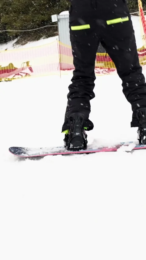 Snowboarder at ski resort Stock Footage 169886016