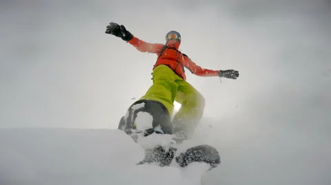 Snowboarding in a deep snow Video stock 67006823