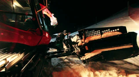 Snowcat repair Stock Footage 32259428