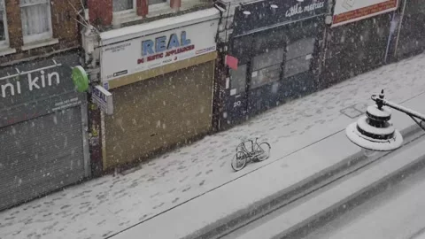 Snowfall across London Stock Footage 147131571