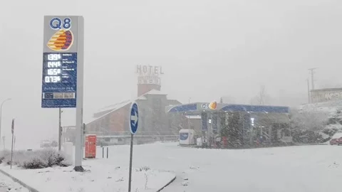 Snowfall and drop in temperatures in the mountains this Saturday in the Communit Stock Footage 327477590
