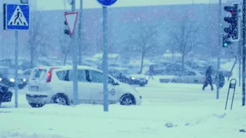 Snowfall in the city - smooth zoom Stock Footage 77281126