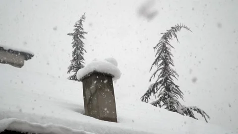 Snowfall continues Stock Footage 168532683