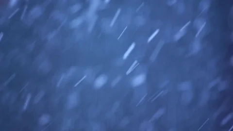 Snowing Stockbeeldmateriaal 83253350