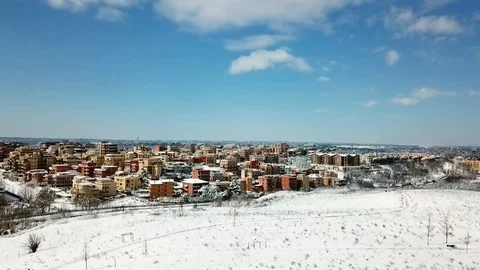 Snowing in Italy Video stock 100606393