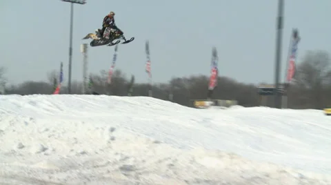 Snowmobile Jump Landing Видео 38720832