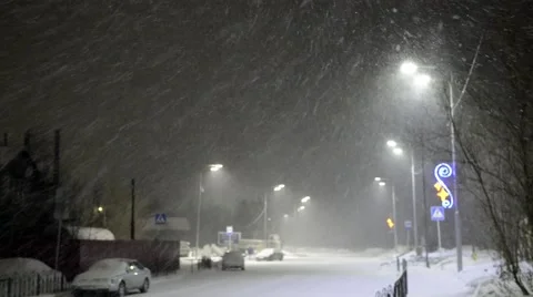 Snowstorm in city streets Stock-Footage 61310003