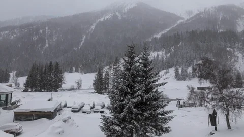 Snowstorm in time lapse Stock Footage 125963904