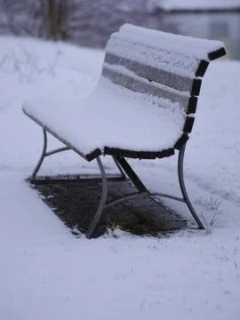 Snowy bench Foto stock