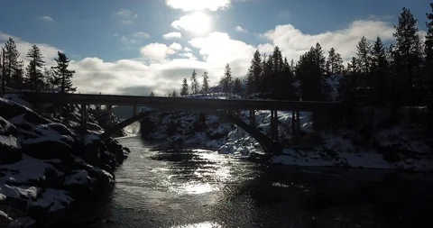 Snowy Bridge 库存影片 129705112