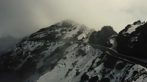 A snowy flight in the mountains Video stock 236101488