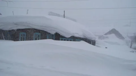 Snowy house Stock Footage 2662645