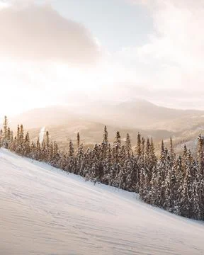 Snowy Mont Hogs Back Stock Photos