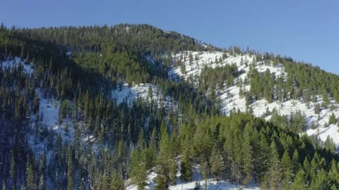 Snowy Mountain Drone Stockbeeldmateriaal 150844476