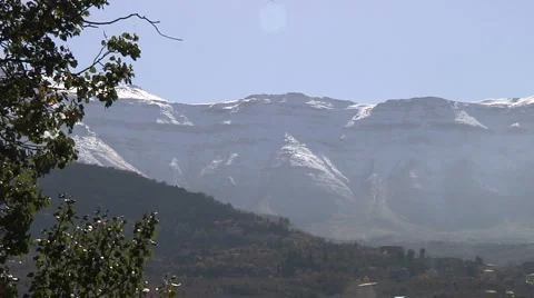 Snowy mountain Video stock 5550314