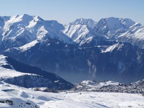 Snowy mountains Stockfoto's