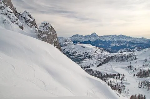 Snowy mountains Stockfoto's