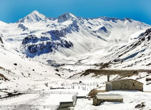 Snowy mountains 스톡 사진