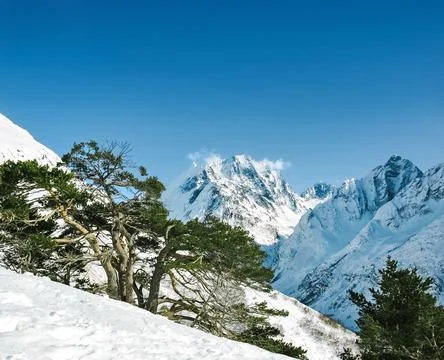 Snowy mountains 스톡 사진