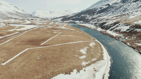 Snowy river valley Stock Footage 154827624