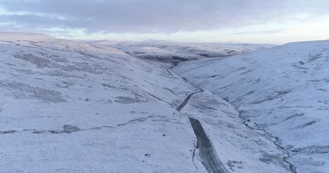 Snowy swaledale Stock Footage 90668770