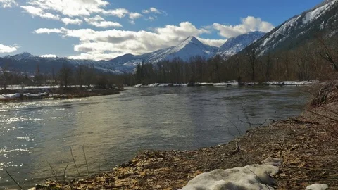 Snowy Winter Day 動画素材 83602254