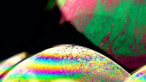 A soap bubble that shimmers in different colors. 스톡 동영상 234113101